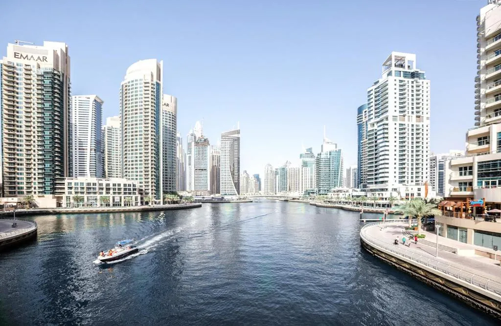 Stylish 2BD with great view in Marina View Tower, Dubai, Emiratele Arabe Unite