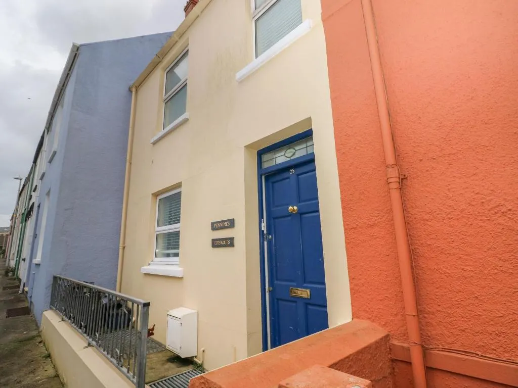 The Pennines, Tenby, United Kingdom