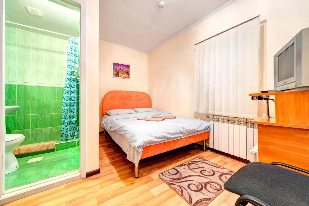 Hotel Zvezda, Kiev, Ucraina