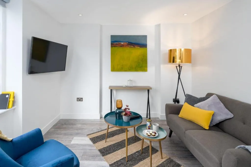 Spotless Bedroom Apartment at West Hampstead, London, United Kingdom