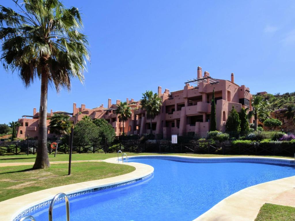 Beautiful apartment with stunning views, near the resort El Soto de Marbella 1