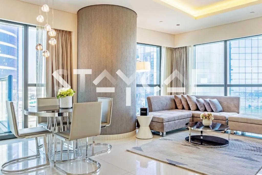 Staycae Paramount Towers, Dubai, Emiratele Arabe Unite
