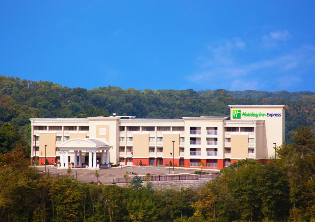 Holiday Inn Express Cincinnati West, an IHG Hotel
