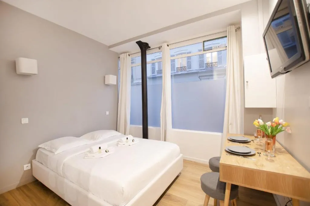 GuestReady - Fully-Equipped and Cosy Studio close to Batignolles, Paris, Franţa