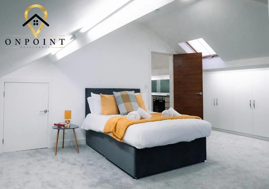 OnPoint Apartments - Modern Stylish Penthouse Apartment Close To Centre!, Birmingham, United Kingdom
