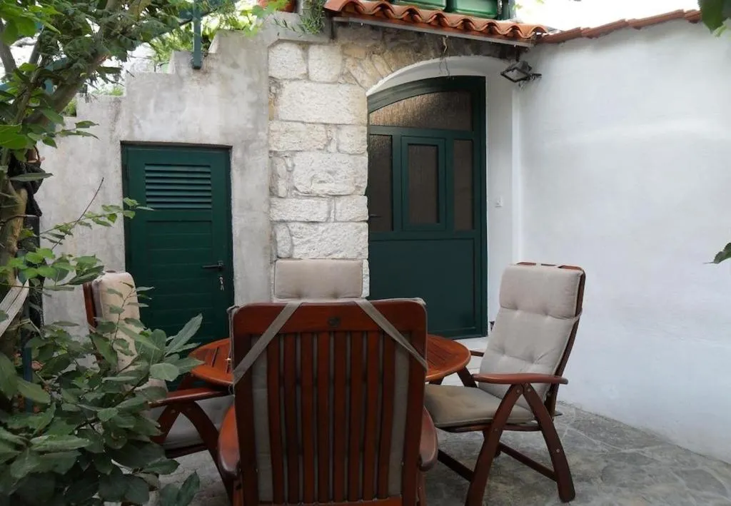 Apartment Davor - in city centre, Split, Croatia