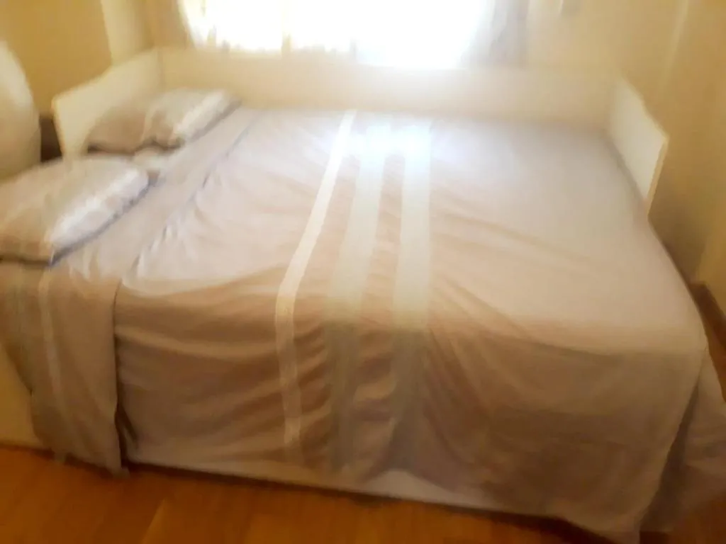 Apartment with 3 bedrooms in Lisboa with wonderful city view furnished terrace and WiFi 10 km from the beach, Lisabona, Portugalia