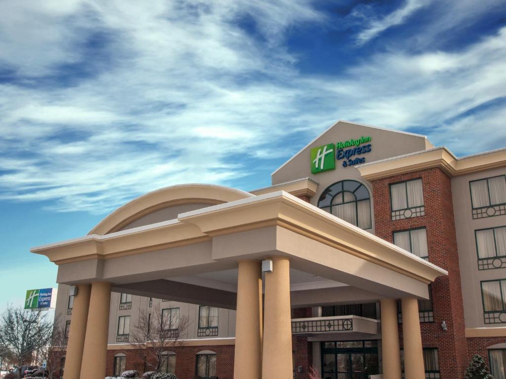 The Holiday Inn Express & Suites Buffalo Airport.