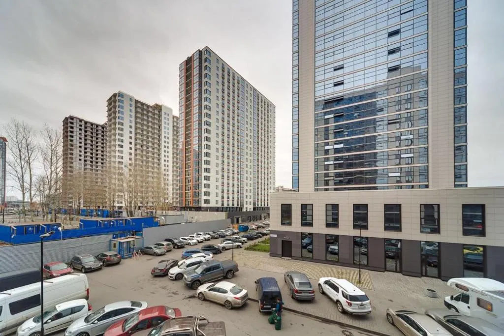 1 комнатные апартаменты с видом на Пулковский парк, Kudrovo, Russia