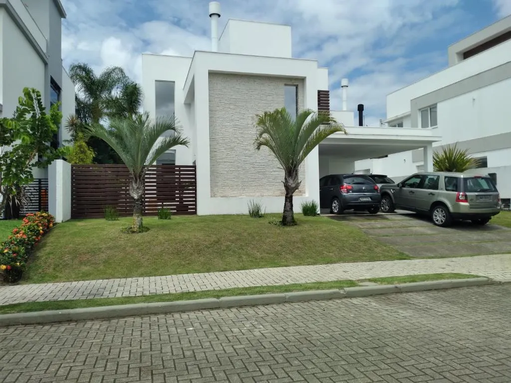 Casa Loft próxima ao Novo Campeche e Lagoa da Conceição, Florianópolis, Brazilia