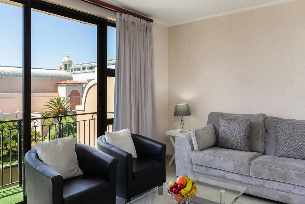 Island Club LA302N by CTHA, Cape Town, South Africa