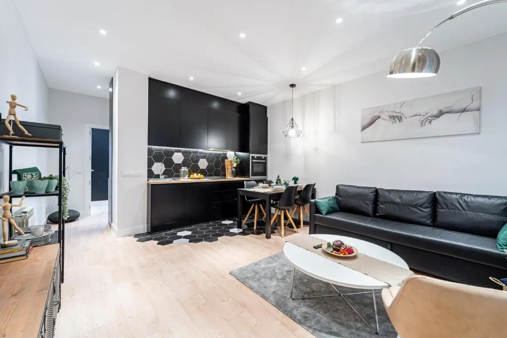 EdSam Madrid Apartments Black, Madrid, Spania