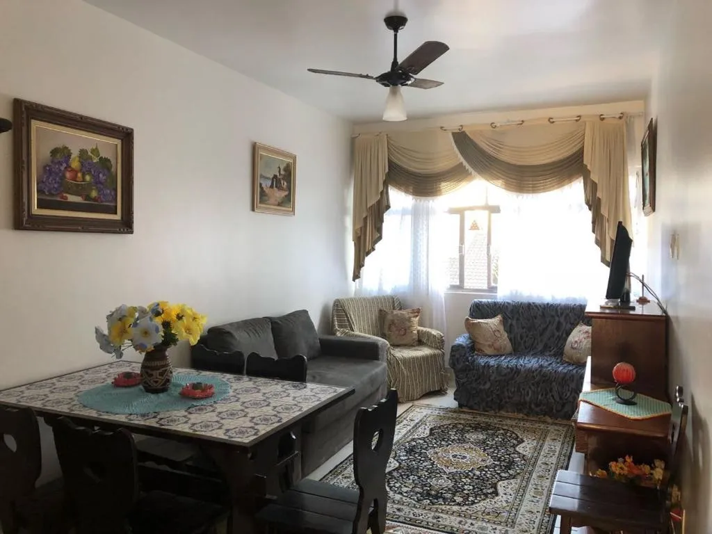 Apartamento na Praia do Tombo, Sao Paulo, Brazil