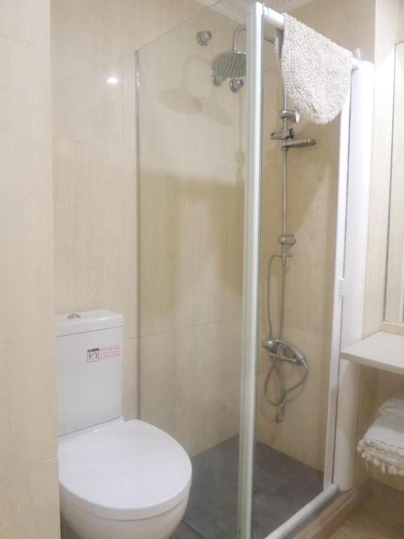 Studio with furnished balcony and wifi at Alicante Alacant 11