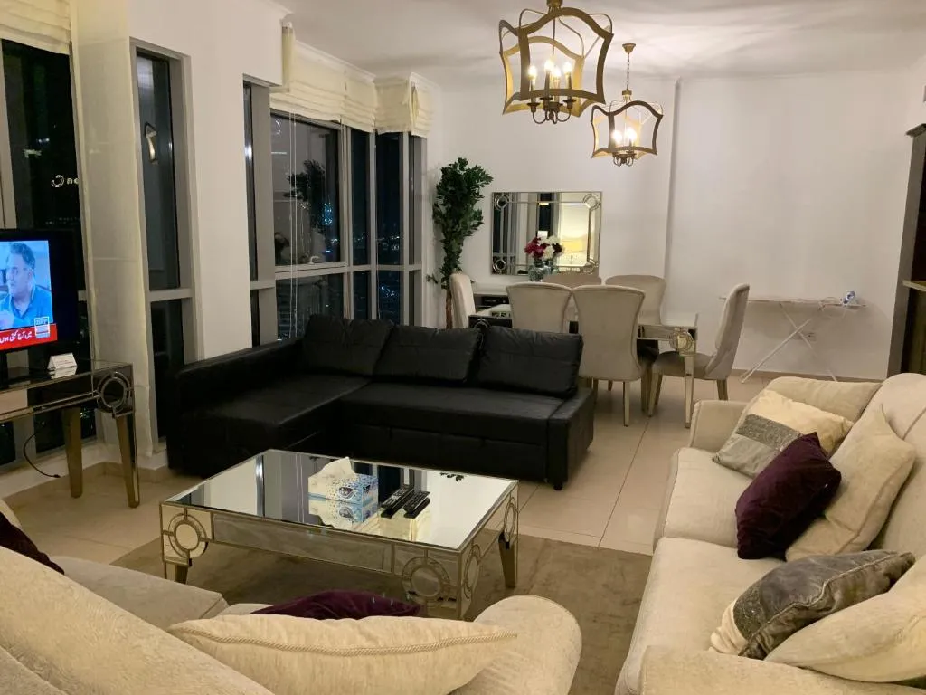 Marhba Holiday Homes - Tower 1, Alantos, United Arab Emirates