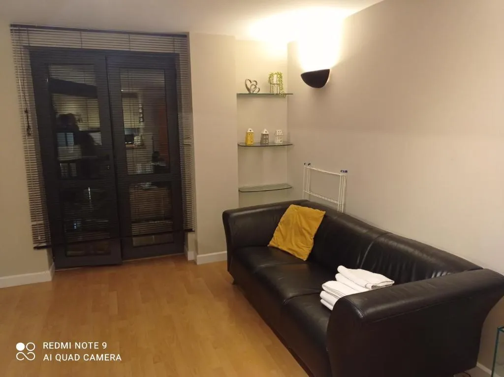 Leeds City center big 2 bedroom City Heaven, Headingley, United Kingdom