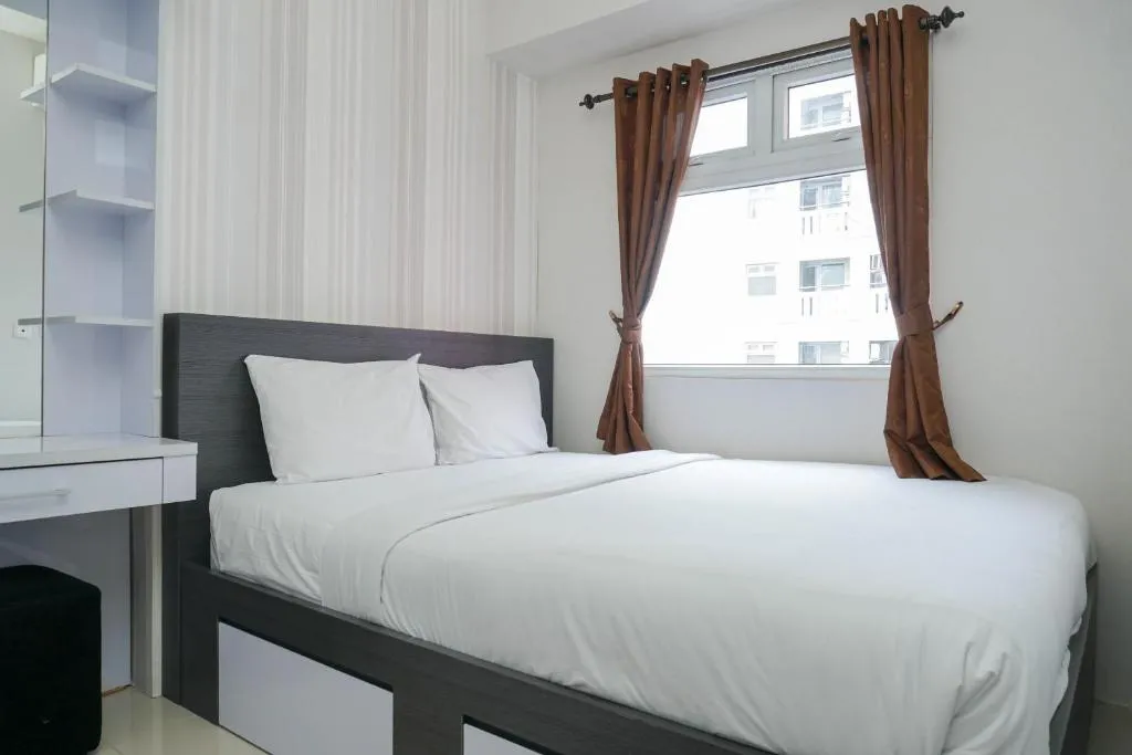 Cozy Living Green Pramuka City 2BR Apartment near Shopping Mall By Travelio, Jakarta, Indonezia