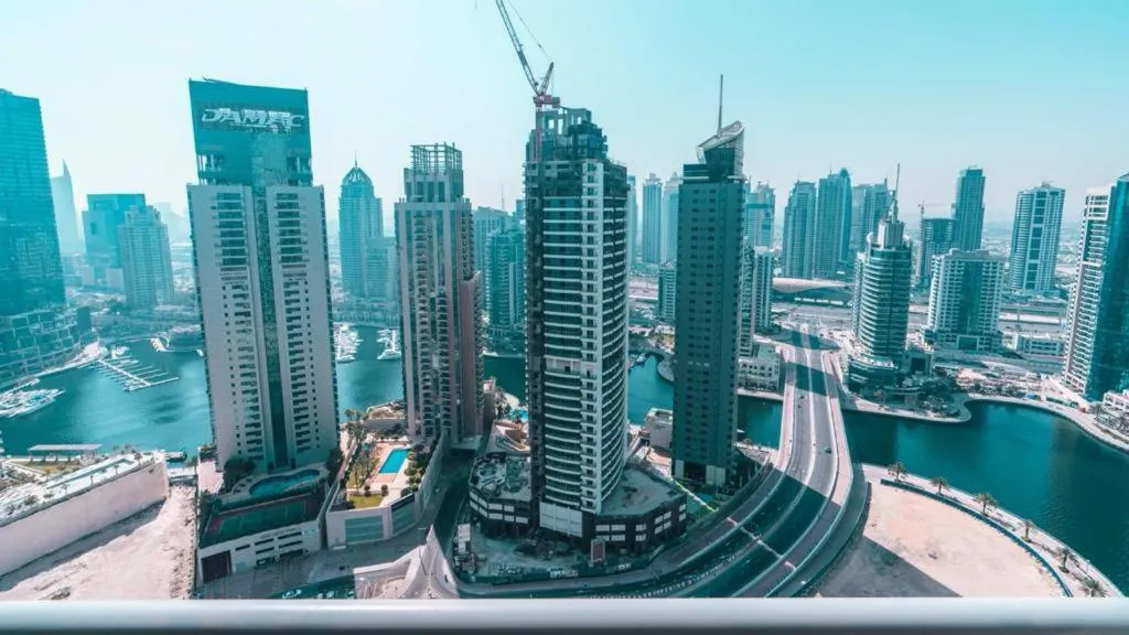 Beautiful and Bright 3BR Entire Apartment with full view of Marina and beach, Dubai, Emiratele Arabe Unite