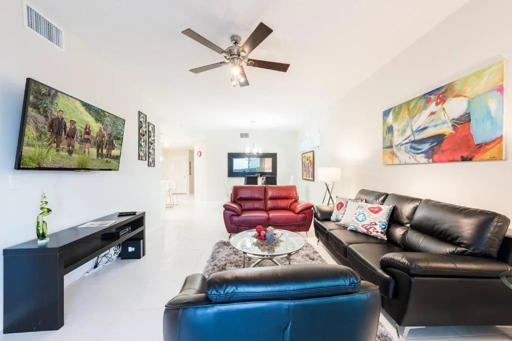 VHC8549HA - 3 Bedroom Apartment In Storey Lake Resort, Sleeps Up To 7, Just 9 Miles To Disney, Kissimmee, United States