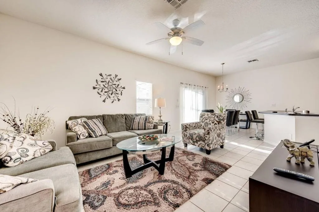 VHC8575HA - 4 Bedroom Townhouse In Bella Vida Resort, Sleeps Up To 8, Just 7 Miles To Disney, Kissimmee, United States