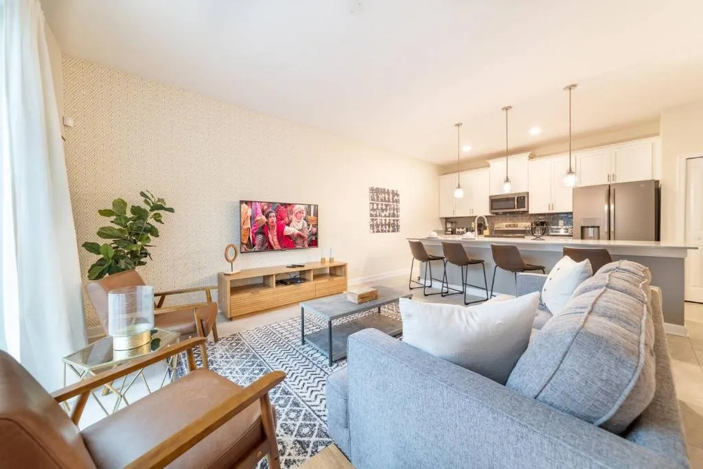 VHC8593HA - 4 Bedroom Townhouse In Storey Lake Resort, Sleeps Up To 10, Just 9 Miles To Disney, Kissimmee, United States