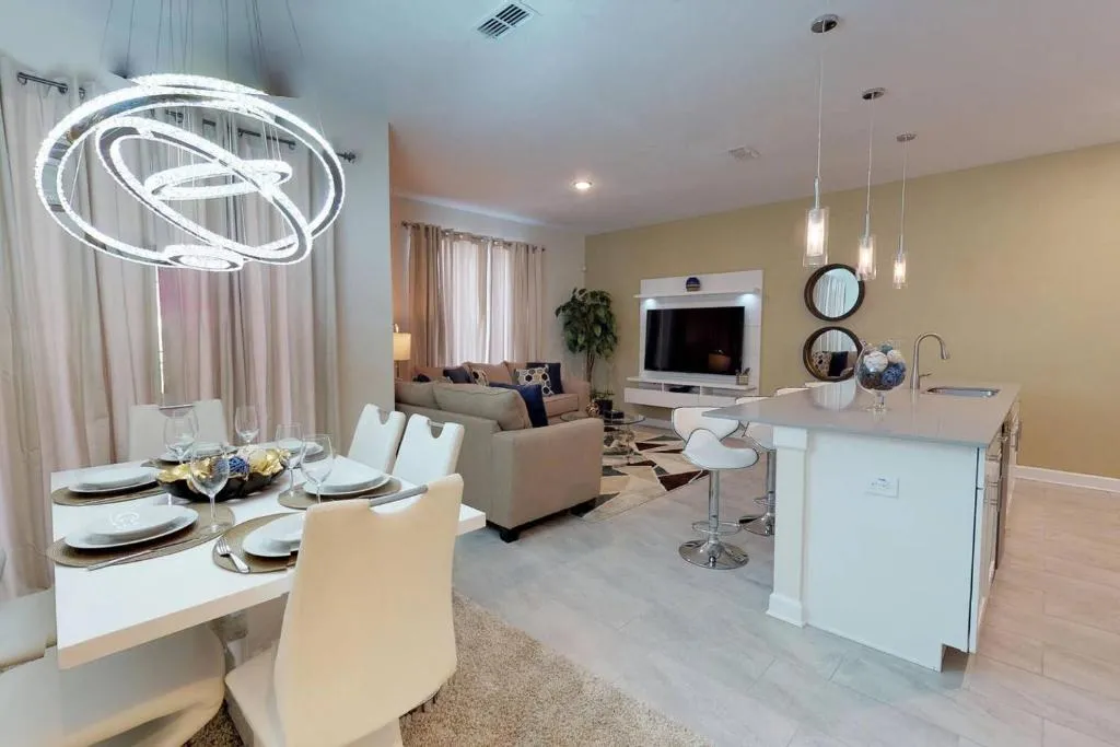 VHC8614HA - 4 Bedroom Townhouse In Storey Lake Resort, Sleeps Up To 11, Just 9 Miles To Disney, Kissimmee, United States