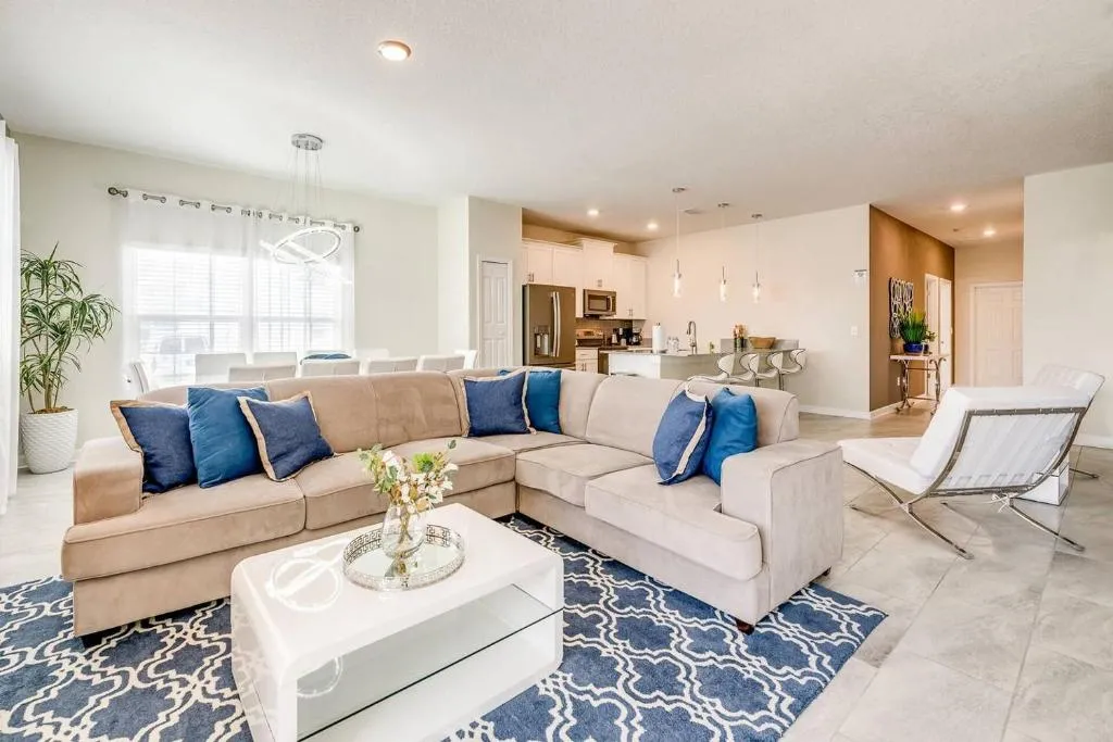 VHC8615HA - 5 Bedroom Townhouse In Storey Lake Resort, Sleeps Up To 12, Just 9 Miles To Disney, Kissimmee, United States