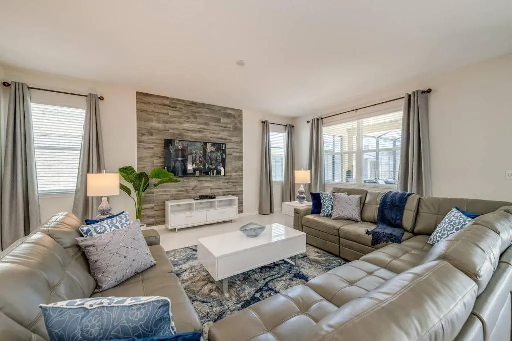 VHC8618HA - 5 Bedroom House In Solara Resort, Sleeps Up To 13, Just 5 Miles To Disney, Kissimmee, United States