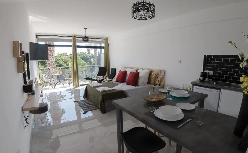 Luxury Studio 6 in the heart of Kato Paphos 3' from beach, Paphos, Cyprus