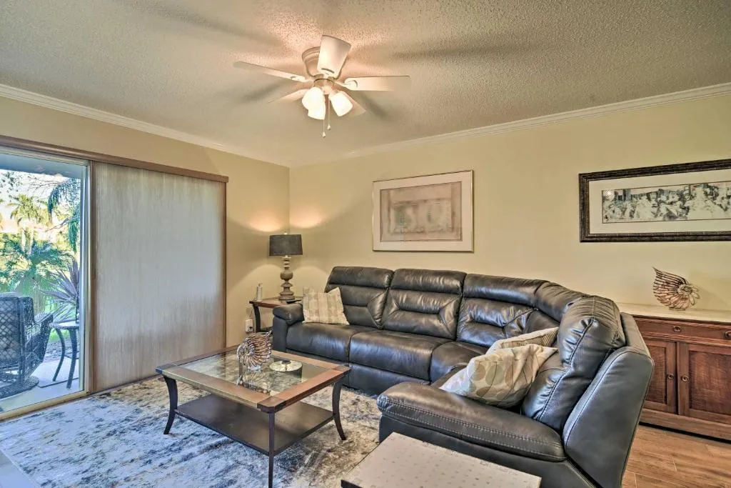 Bahia Del Mar Escape with Pool and Beach Access!, Kudrovo, United States