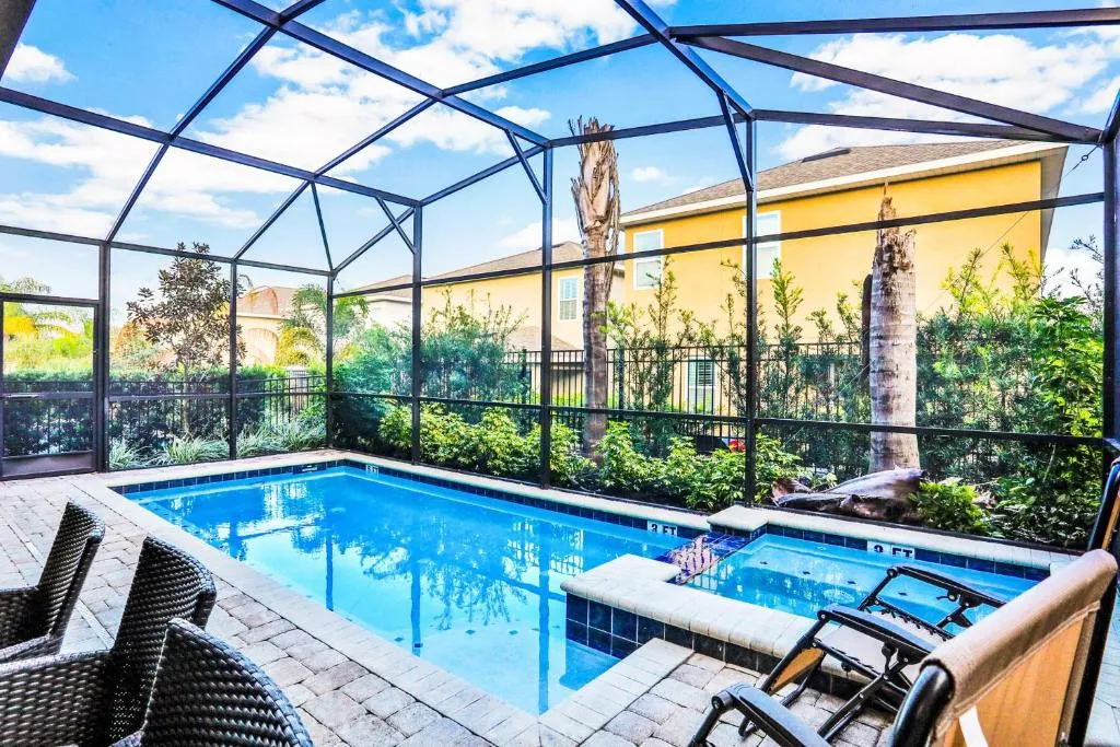 Novi Path Paradise, Orlando, Statele Unite ale Americii