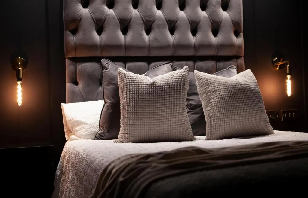 Onyx Suite By Copper & Blossom, Manchester, Marea Britanie