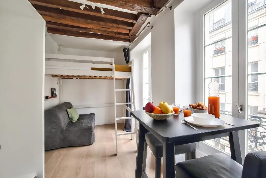 Cosy Mezzanine Studio in the Heart of Paris (4), Paris, Franţa