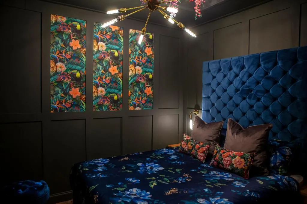 Panache Suite by Copper & Blossom, Manchester, Marea Britanie