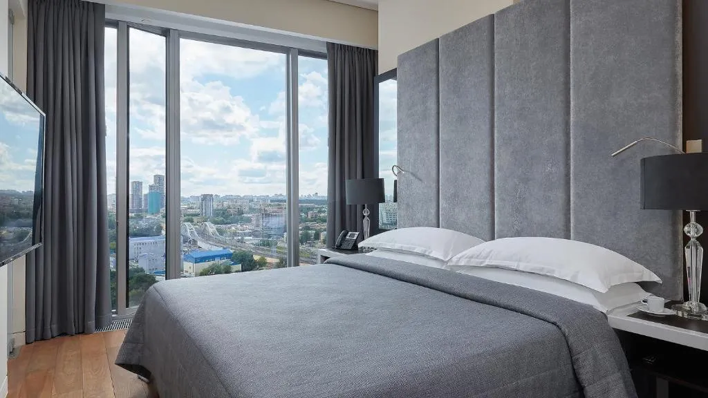 Room Oko, Moscova, Rusia