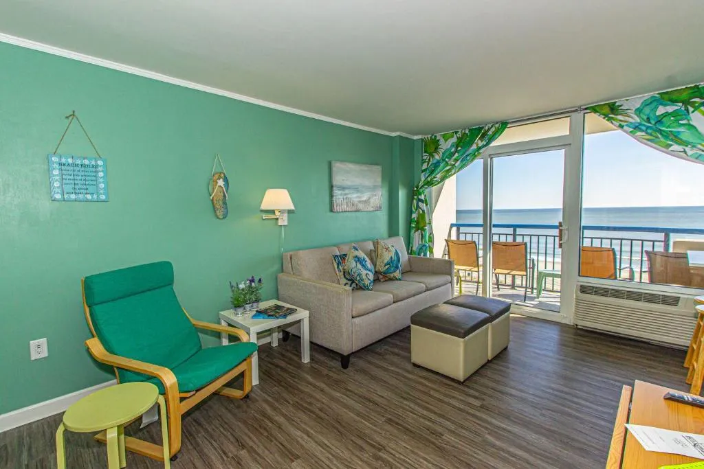 Updated Boardwalk Resort Unit 538 Direct Oceanfront! Sleeps 7, Myrtle Beach, Statele Unite ale Americii