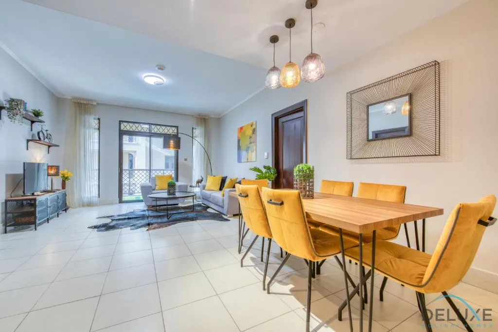 Cheerful 2-bedroom Apartment At Zaafaran 1, Downtown Dubai by Deluxe Holiday Homes, Dubai, Emiratele Arabe Unite