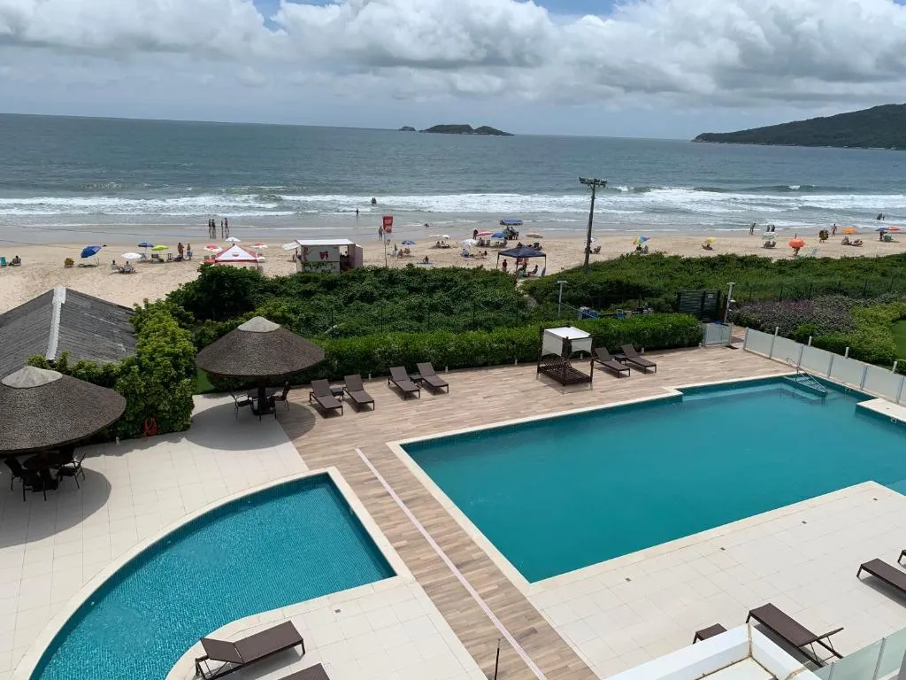 Alto Padrão Pé na Areia 2, Florianópolis, Brazilia