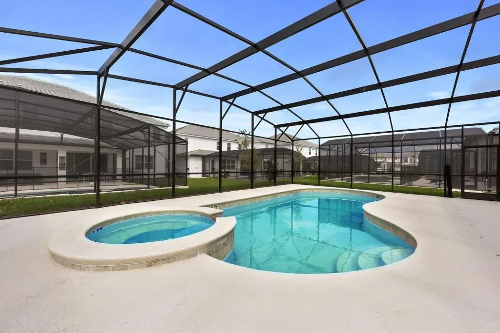 10BR Mansion - Family Resort - Private Pool and BBQ, Kissimmee, Statele Unite ale Americii