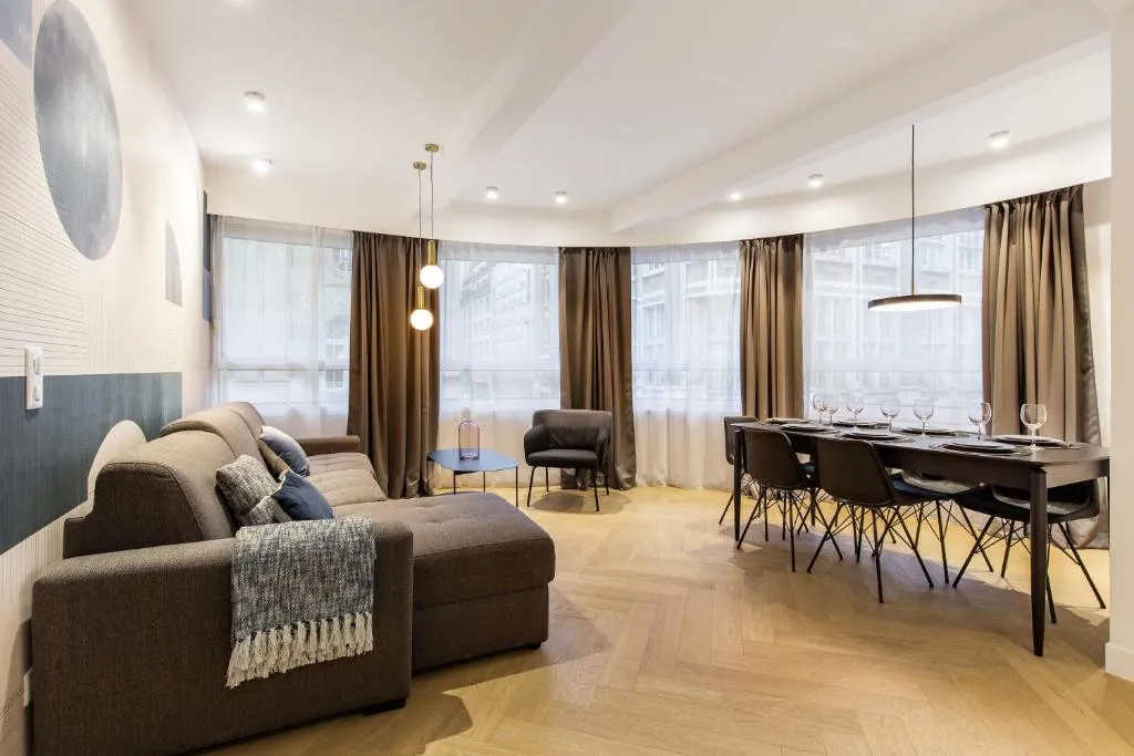 CMG - Muette / village d'Auteuil D, Paris, Franţa