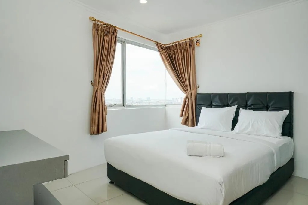 Comfy and Spacious 1BR Green Central City Apartment By Travelio, Jakarta, Indonesia