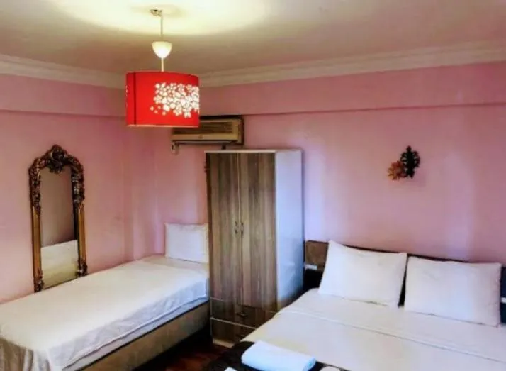 Yeşim Suit Apart 1E, Istanbul, Turkey