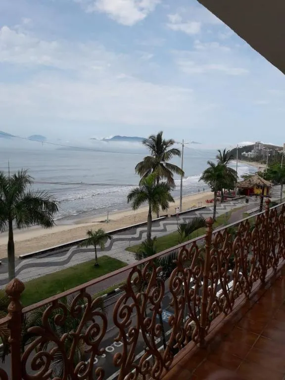 Apartamento de Frente p/ o Mar - Martim de Sá - Caraguatatuba/SP, Sao Paulo, Brazil