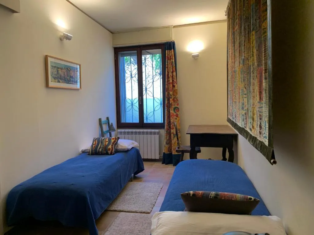 Artistic flat in front of GUGGENHEIM COLLECTION, Venice, Italy