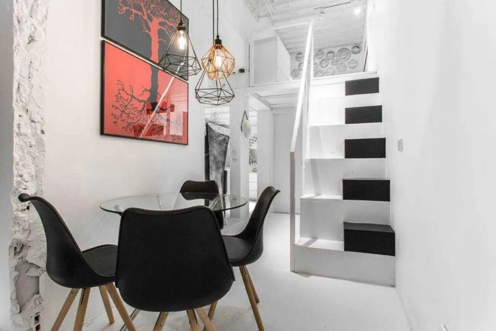 Darío Modern y luxury space near Plaza Mayor, Madrid, Spania