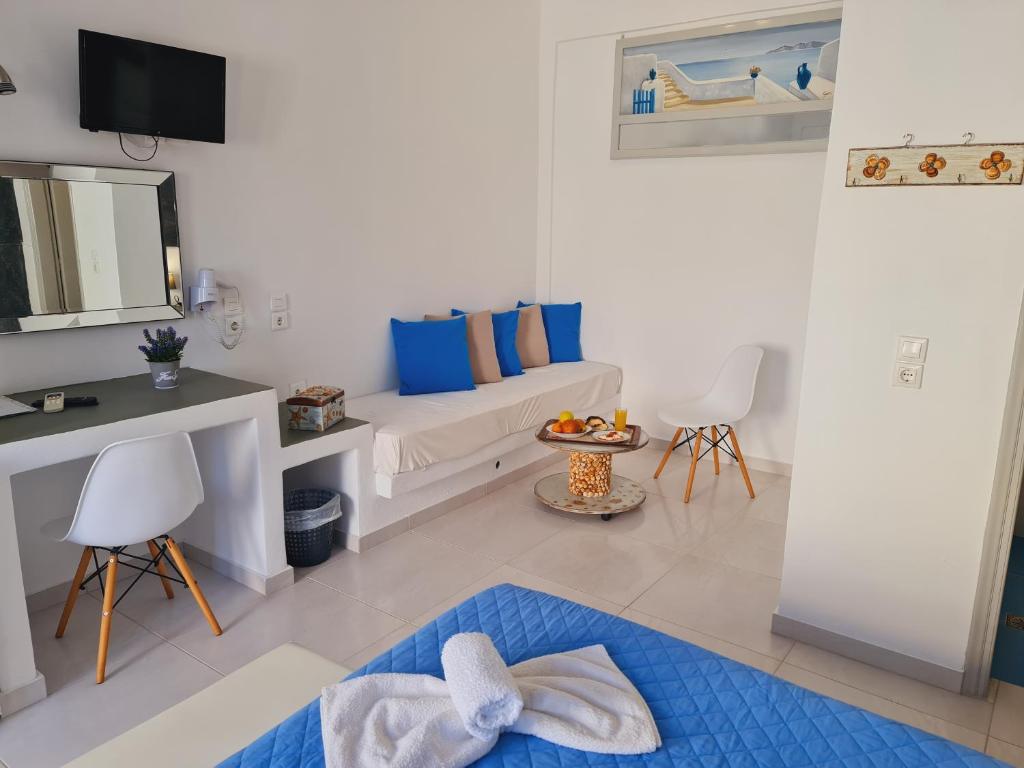 Villa Anto Fira photo 2