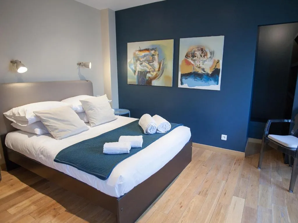 Be You Luxury Apart'Hôtel 16, Paris, France