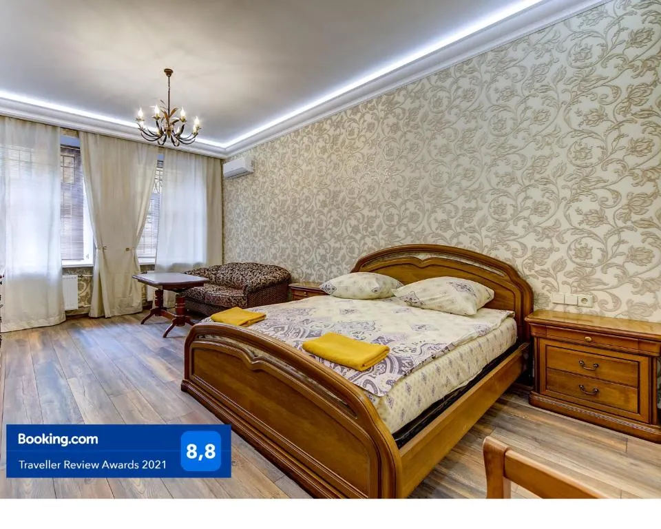 STN Deluxe on Karavannaya 26, Sankt Petersburg, Rusia