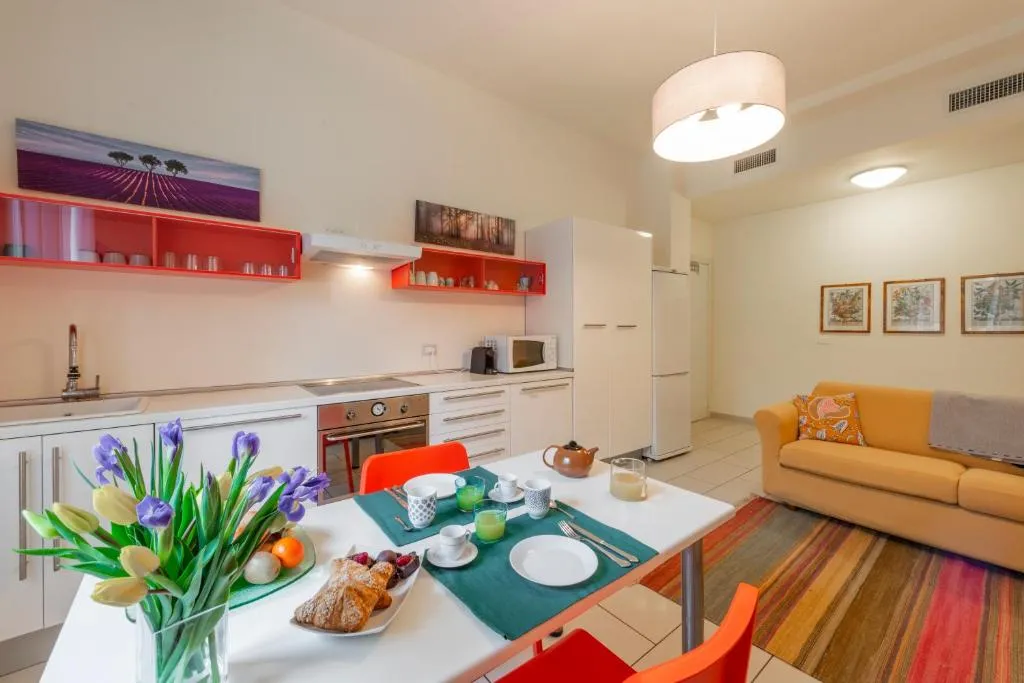 BnButler - Sant'Agostino Solari 34, Milano, Italia