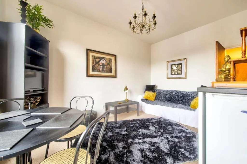 Apartment in the historic Grassmarket for 2 guests, Edinburgh, United Kingdom